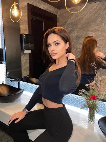 Полина